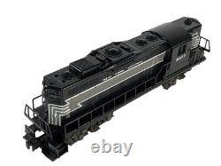 1984 Lionel O/27 Gauge, New York Central GP-9 Powered Diesel Engine #6-8477, MIB