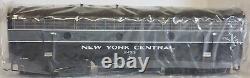 Athearn Genesis G1517A/G1517B HO New York Central Phase 1, F7A 1650, F7B 2423