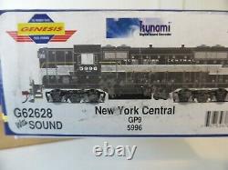 Athearn Genesis HO New York Central grey-scheme GP9 #5996, DCC with sound witho DB