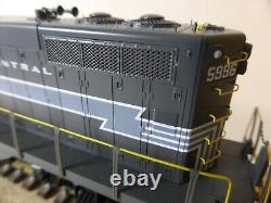 Athearn Genesis HO New York Central grey-scheme GP9 #5996, DCC with sound witho DB