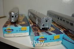 Athearn HO New York Central Streamliner Passenger Train Cars NYC 187 Scale
