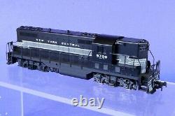 Atlas HO Scale NYC New York Central Powered GP-7 Diesel Engine 8242