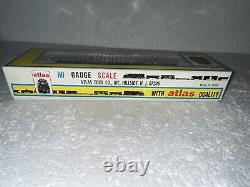 Atlas, HO scale, Alco RS-1 Diesel Locomotive, New York Central #8105, Item# 8117