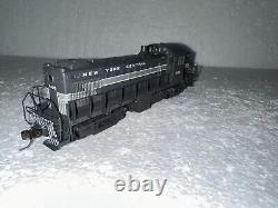 Atlas, HO scale, Alco RS-1 Diesel Locomotive, New York Central #8105, Item# 8117