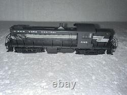 Atlas, HO scale, Alco RS-1 Diesel Locomotive, New York Central #8105, Item# 8117