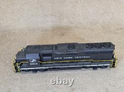 Atlas Master 8928 GP-40 Locomotive New York Central #3014 DC DCC HO