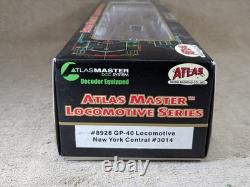 Atlas Master 8928 GP-40 Locomotive New York Central #3014 DC DCC HO