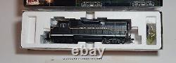 Atlas Master Locomotive GP-40 New York Central DCC Equipped