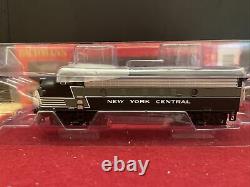 Bachmann 64302 HO New York Central F7A Diesel Locomotive withDCC/Box