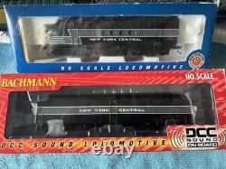 Bachmann New York Central HO FT A & FB2 Diesel locomotives with DCC Sound on B