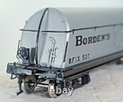 Borden's Streamlined Milk Tank Car Precision Scale Co. Brass with end fins