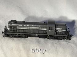 Classic KATO New York Central RR RS-2 Locomotive # 8213 N Gauge