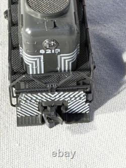Classic KATO New York Central RR RS-2 Locomotive # 8213 N Gauge