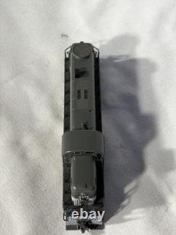 Classic KATO New York Central RR RS-2 Locomotive # 8213 N Gauge