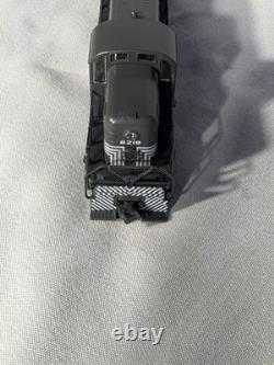 Classic KATO New York Central RR RS-2 Locomotive #8219 N Gauge
