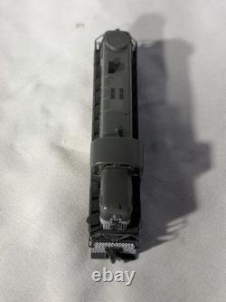 Classic KATO New York Central RR RS-2 Locomotive #8219 N Gauge
