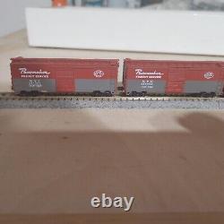 Con Cor N Scale New York Central Pacemaker Set withMTL Couplers and DCC Locomotive