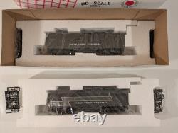 HO EMD F3A/F3B Ph2 Set (Powered + Dummy) NYC New York Central DCC Rdy NOS # 5211