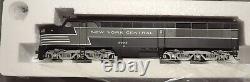HO PROTO 1000 920-23893 F-M Erie-Built Powered A-B Unit Set New York Central NYC
