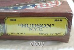 HO Scale AHM / Rivarossi 5096 New York Central 4-6-4 Hudson Steam #5405 NIB