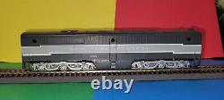 HO Scale Athearn 3303 New York Central PA Diesel #4211 & PB Diesel #4303