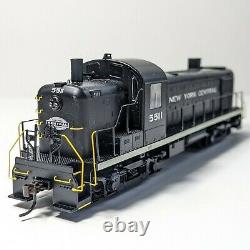 HO Scale Athearn New York Central RS-3 Locomotive #94080