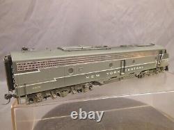 Ho Scale Custom Weathered Proto 2000 New York Central E8/9 #4076 Locomotive