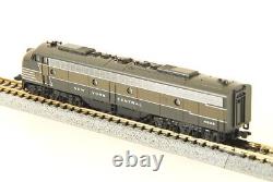 KATO N-Scale #176-253 EMD E8/9A NYC #4049 NEW YORK CENTRAL C-1 Junk condition