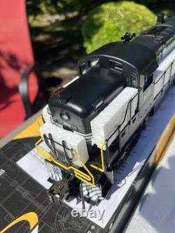 K-Line New York Central RS-3 Diesel Locomotive K2470-8322 TMCC & Railsounds