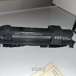 Kato 37-2403 HO New York Central ALCO RS-2 Diesel Engine (Unnumbered) LN/Box