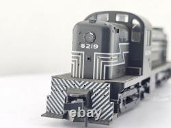 Kato HO Scale 37-2402 Alco RS-2 New York Central 8219 Diesel Locomotive