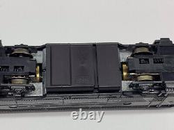 Kato N Scale #1617 New York Central #176-075 F3-A Phase II Diesel Locomotive