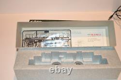 Kato RS-2 RSC-2 New York Central 37-2401 HO Gauge #8213 New in Box