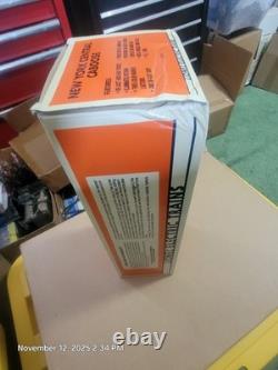 LIONEL 6-51701 NYC NEW YORK CENTRAL SEMI-SCALE DIE-CAST CABOOSE WithLIGHTS MINT