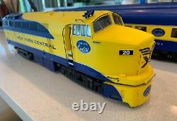 LIONEL LEGACY 2122020 New York Central XPLORER DIESEL Passenger Set O Scale
