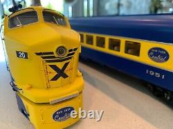 LIONEL LEGACY 2122020 New York Central XPLORER DIESEL Passenger Set O Scale