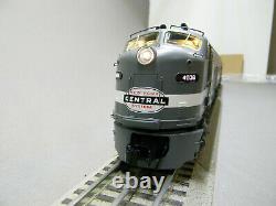 LIONEL NYC LEGACY E8AA DIESEL LOCOMOTIVE ENGINE SET O GAUGE freight 2033360 NEW