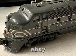 LIONEL POSTWAR O GAUGE 2344 NYC F3 A POWERED DIESEL Double Engine Train Original