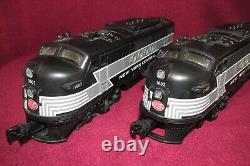 Lionel 18160 New York Central FT AA Command Diesel Locomotives Powered A Dummy B
