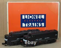 Lionel 18908 New York Central ALCO FA-1 A-A Diesel Engine Set O-Gauge NOS