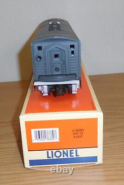 Lionel 38380 New York Archive F-3 Non-powered B-unit Diesel Engine O Gauge Train