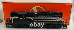 Lionel 6-11864 O Gauge New York Central GP-9 Diesel Engine #2028 (Custom)/Box