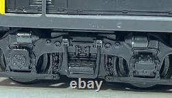 Lionel 6-11864 O Gauge New York Central GP-9 Diesel Engine #2028 (Custom)/Box