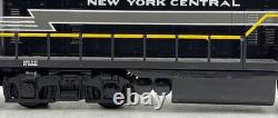 Lionel 6-11864 O Gauge New York Central GP-9 Diesel Engine #2028 (Custom)/Box