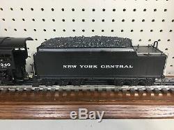 Lionel 6-18005 New York Central 4-6-4 700E Hudson Steam & Tender with Display Case