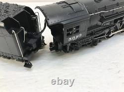 Lionel 6-18005 New York Central 700E 4-6-4 Hudson Locomotive WithDisplay Case