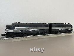 Lionel 6-18160 New York Central FT AA Command Diesel Locomotive Set