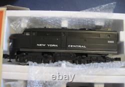 Lionel 6-18908 New York Central Double'A' Alco Diesel Engines 8908/8909 M/box