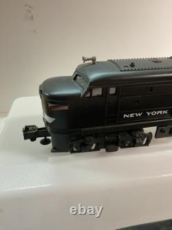 Lionel 6-18908 O Gauge New York Central Alco AA Diesel Locomotive Set