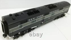 Lionel 6-24582 New York Central E7 B-Unit Non-Powered Diesel Locomotive #4105 LN